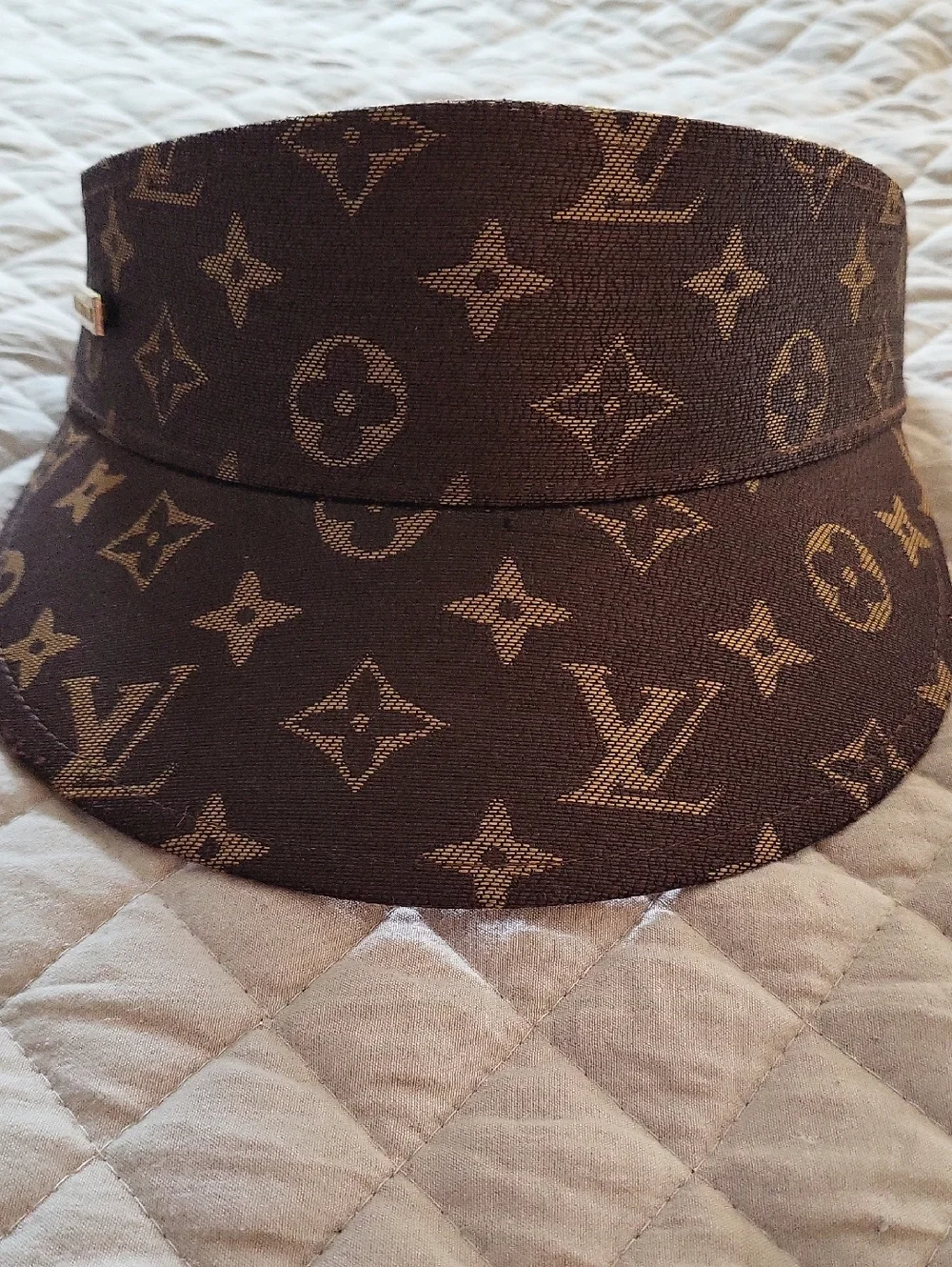 Louis Vuitton Monogram Canvas Visor in Brown Designer - Picture 6 of 10